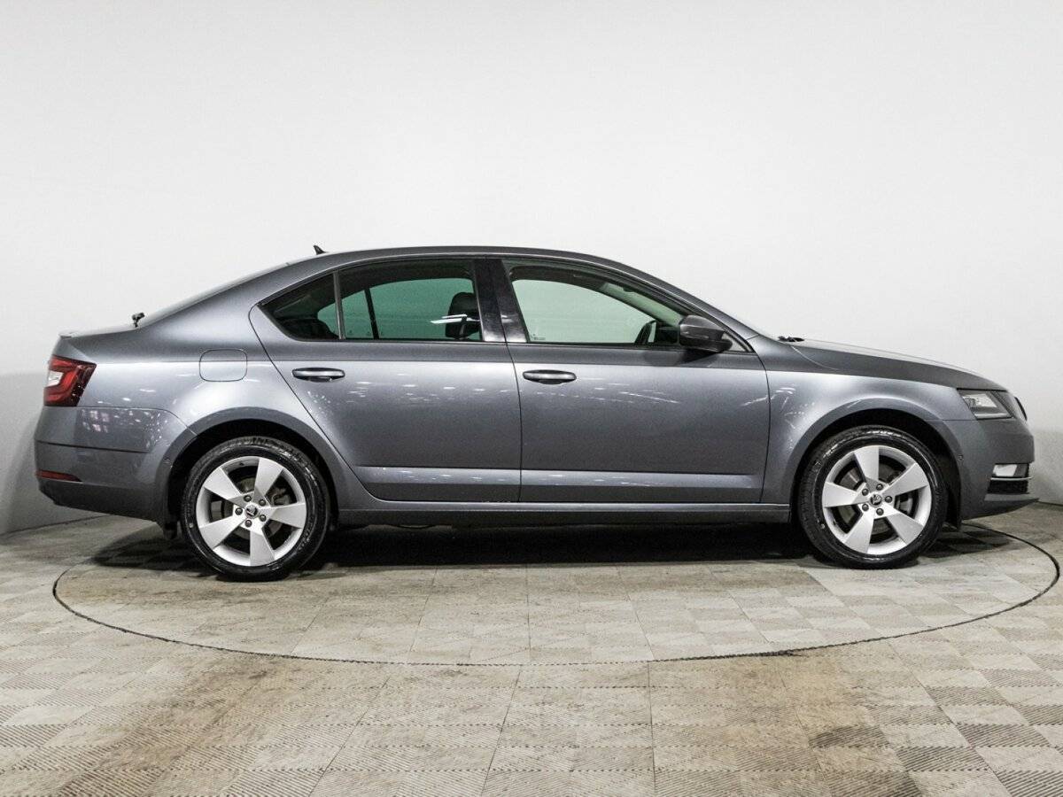 Skoda Octavia, 2019 - фото №4