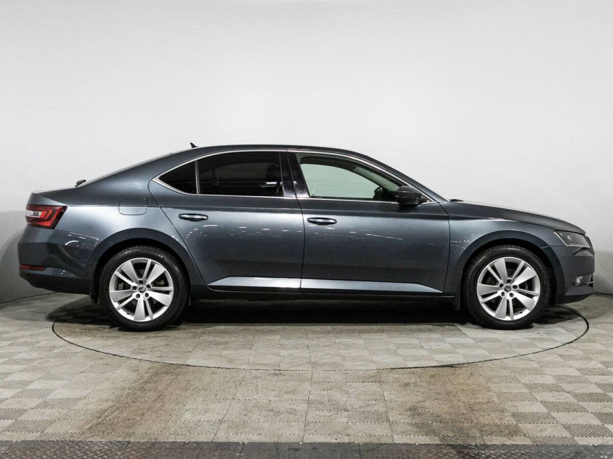 Skoda Superb, 2018 - фото №4