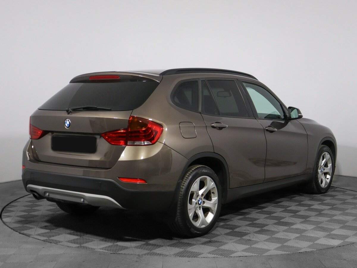 BMW X1 18i, 2014 - фото №4