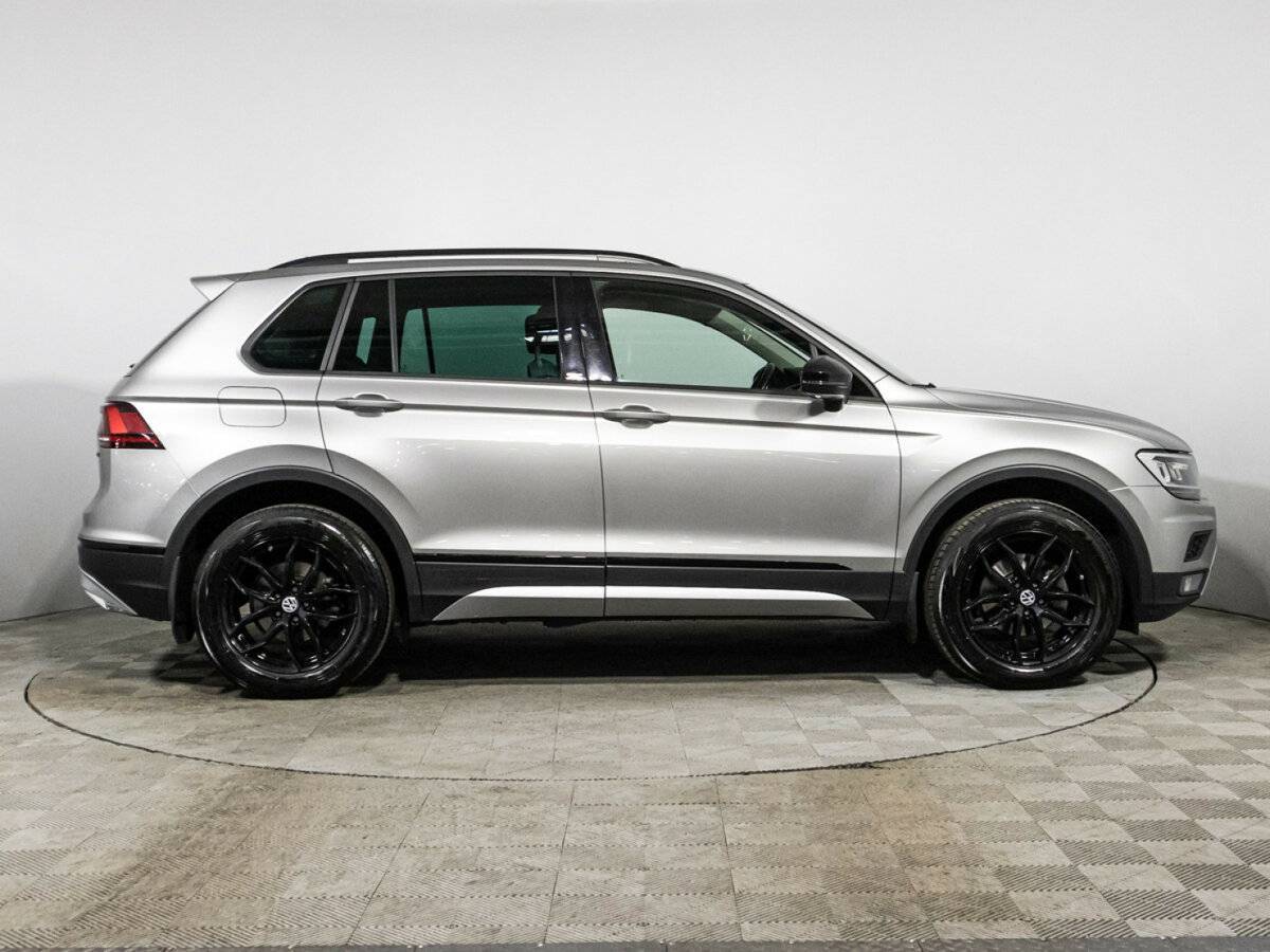 Volkswagen Tiguan, 2019 - фото №4