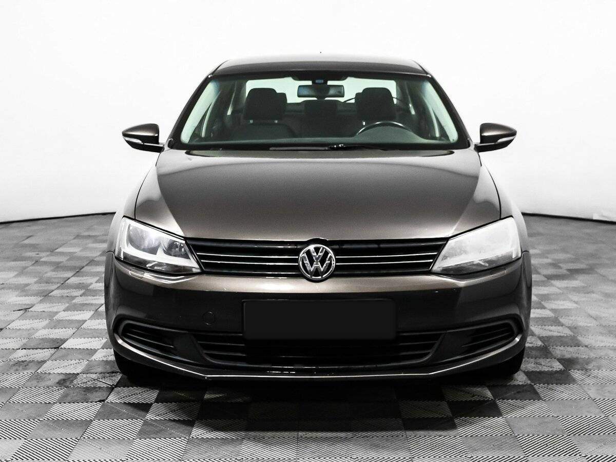 Volkswagen Jetta, 2013 - фото №2