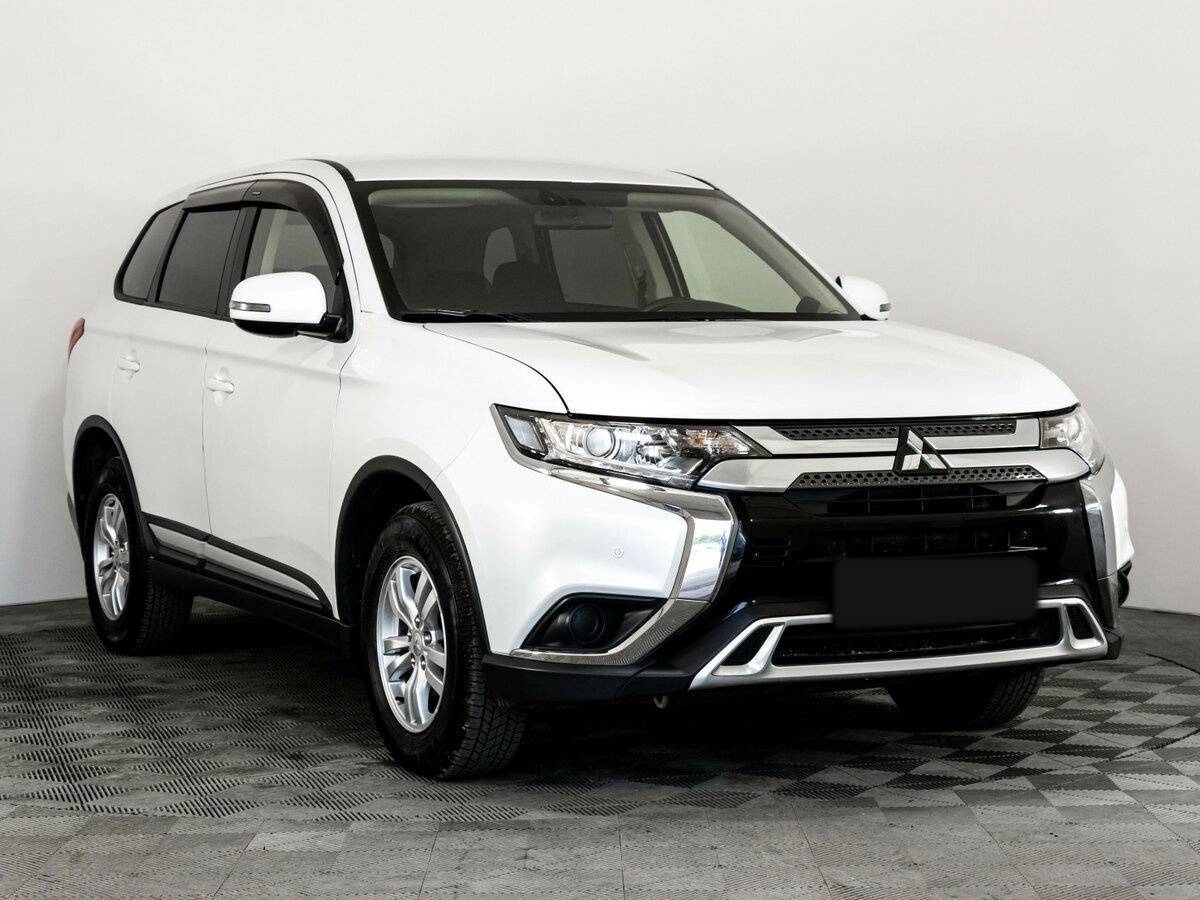 Mitsubishi Outlander, 2019 - фото №3