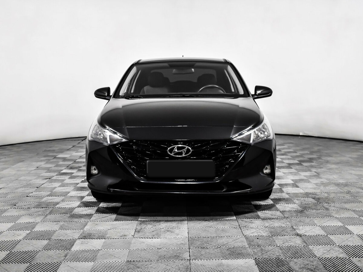 Hyundai Solaris II Рестайлинг, 2021 - фото №2