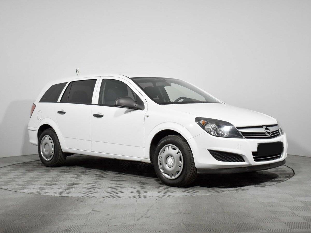 Opel Astra H Рестайлинг, 2013 - фото №3