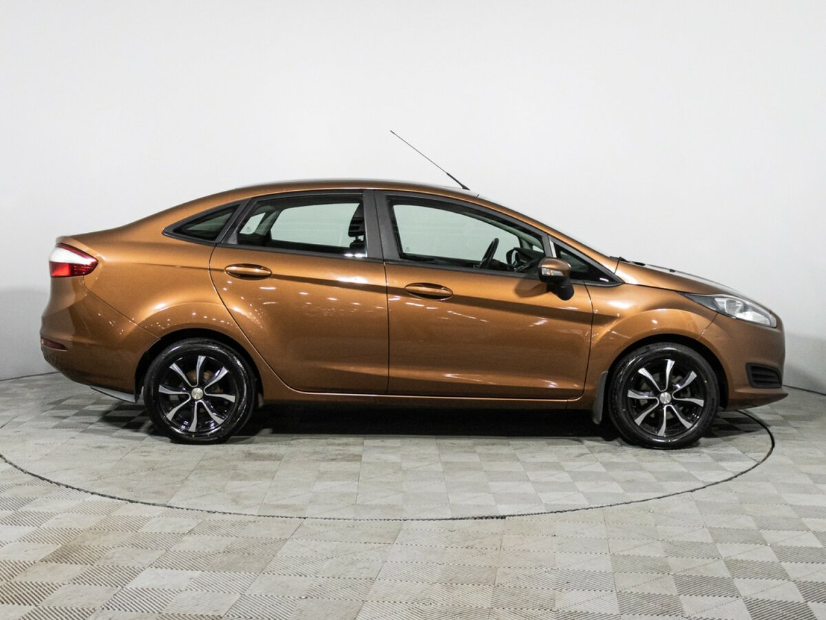 Ford Fiesta Mk6 Рестайлинг, 2016 - фото №4