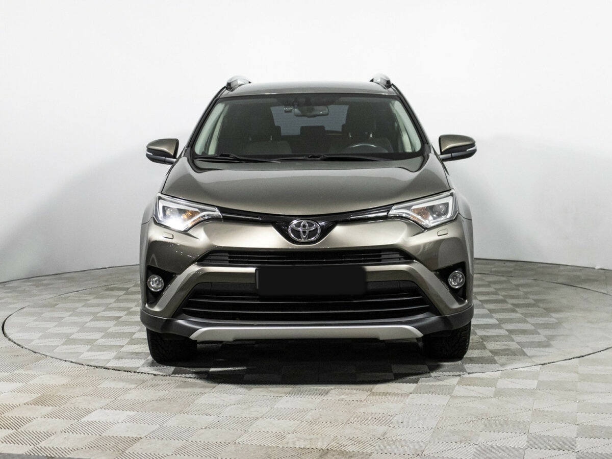Toyota RAV4 IV (XA40) Рестайлинг, 2015 - фото №2