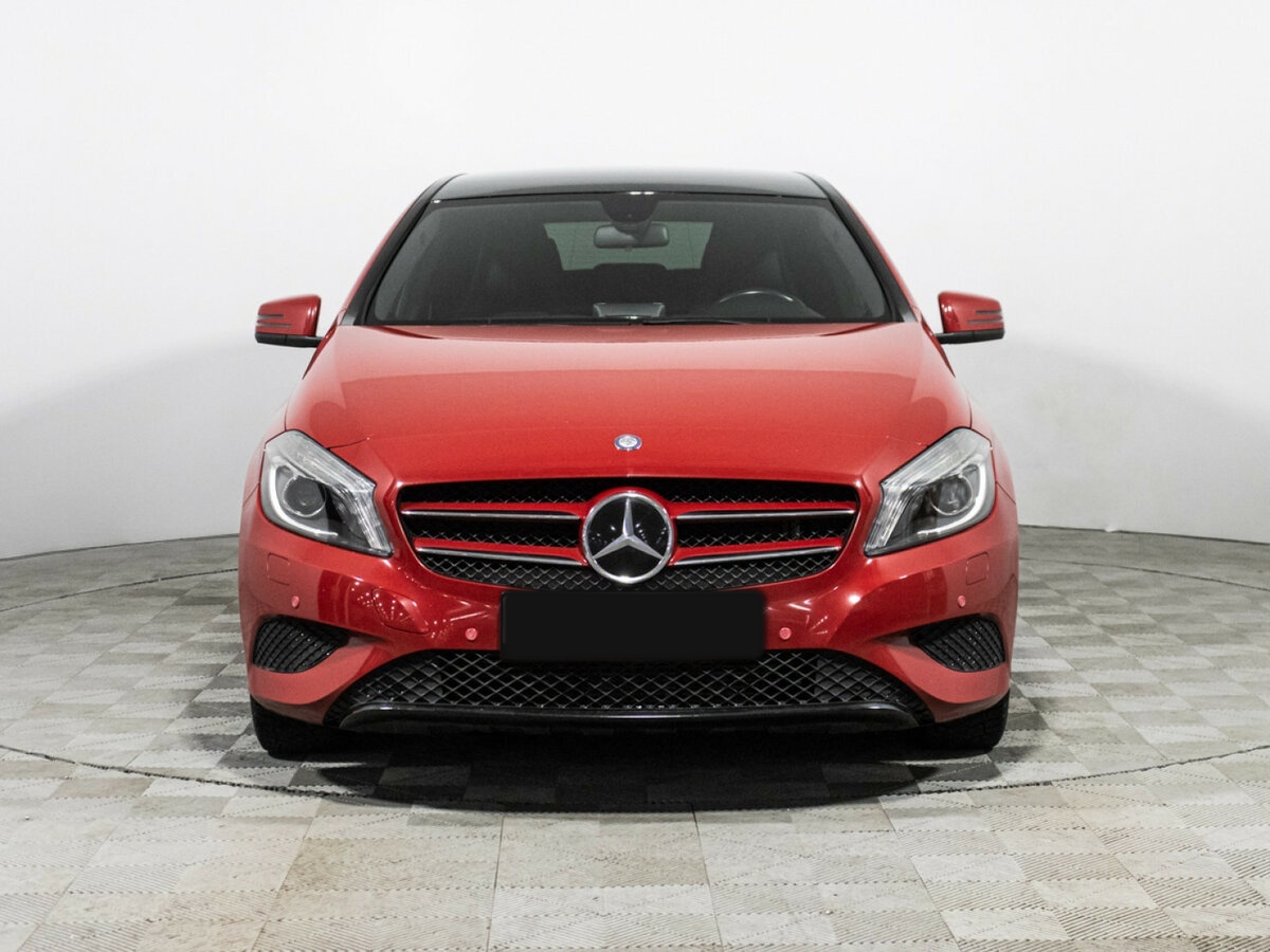 Mercedes-Benz A-Класс 180 III (W176), 2014 - фото №2