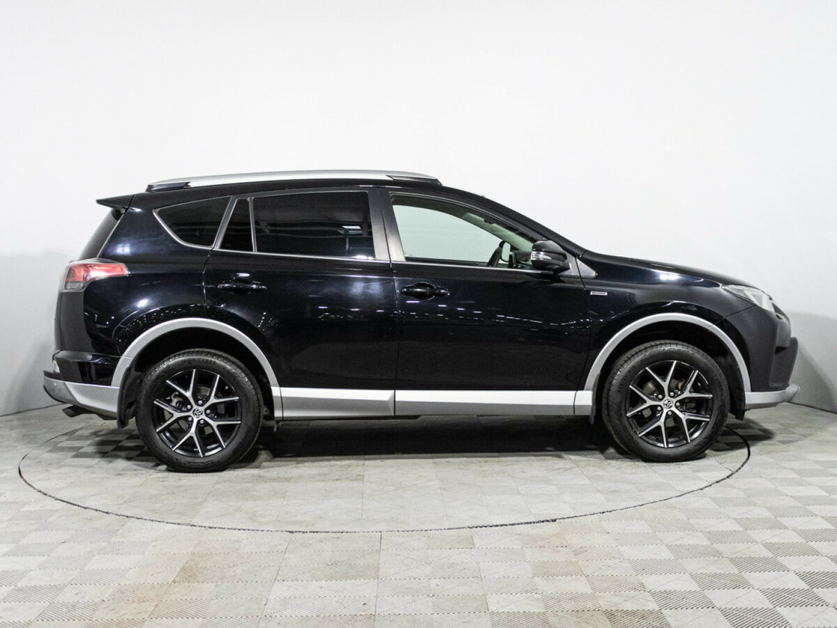 Toyota RAV4 IV (XA40) Рестайлинг, 2016 - фото №4