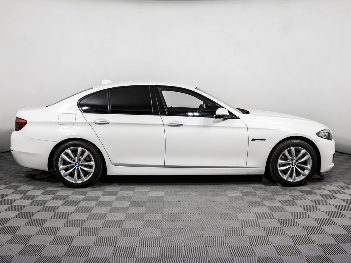 BMW 5 серии 520i VI (F10/F11/F07) Рестайлинг, 2015 - фото №4