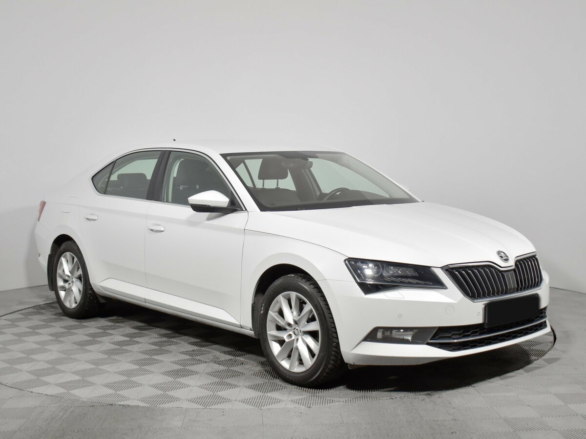 Skoda Superb III, 2018 - фото №3