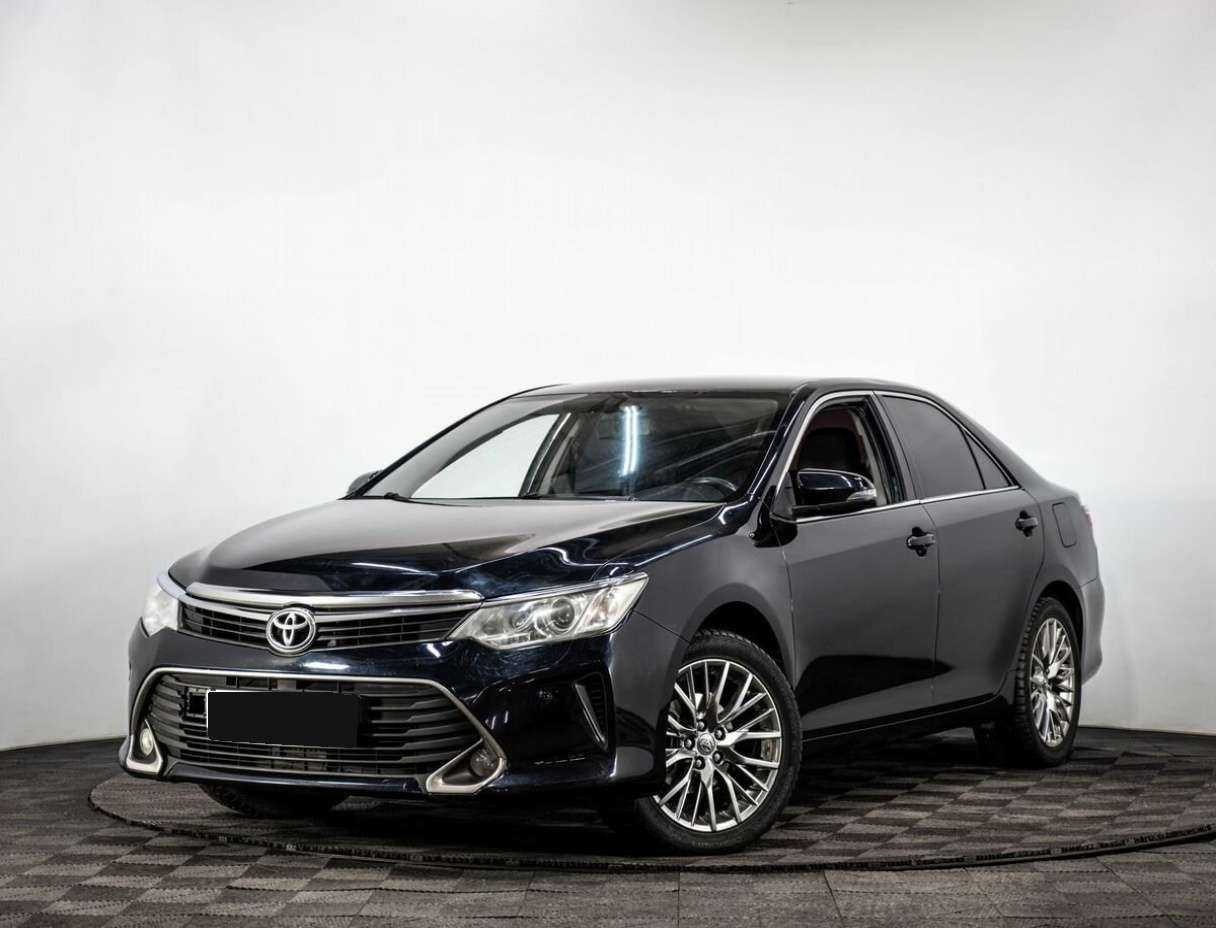 Toyota Camry, 2015