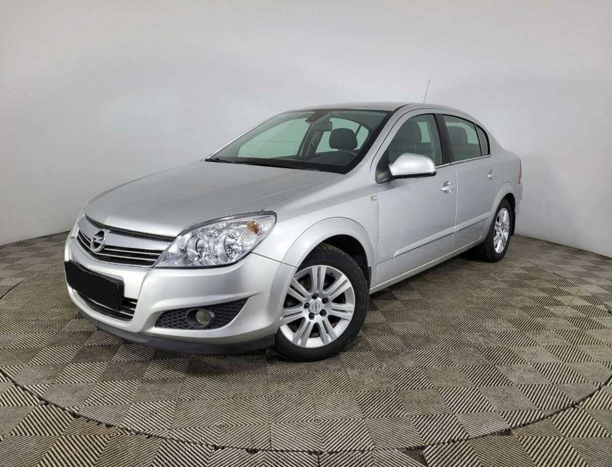 Opel Astra, 2012
