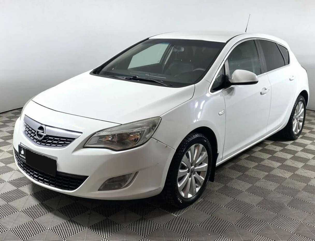 Opel Astra, 2012
