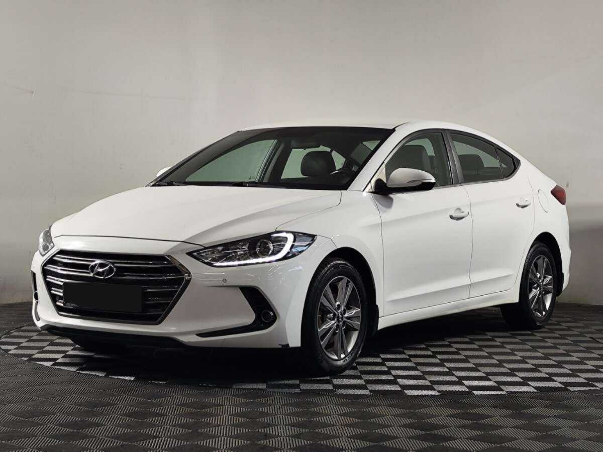 Hyundai Elantra, 2016