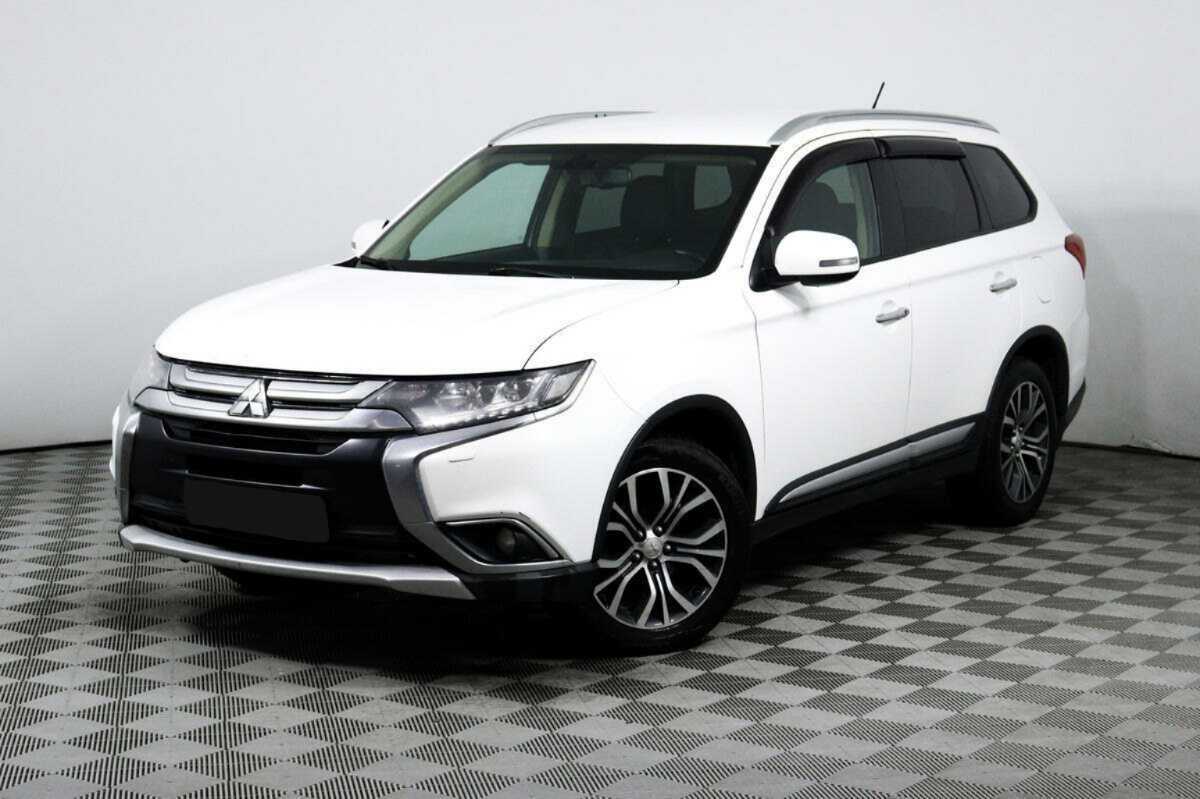 Mitsubishi Outlander, 2016