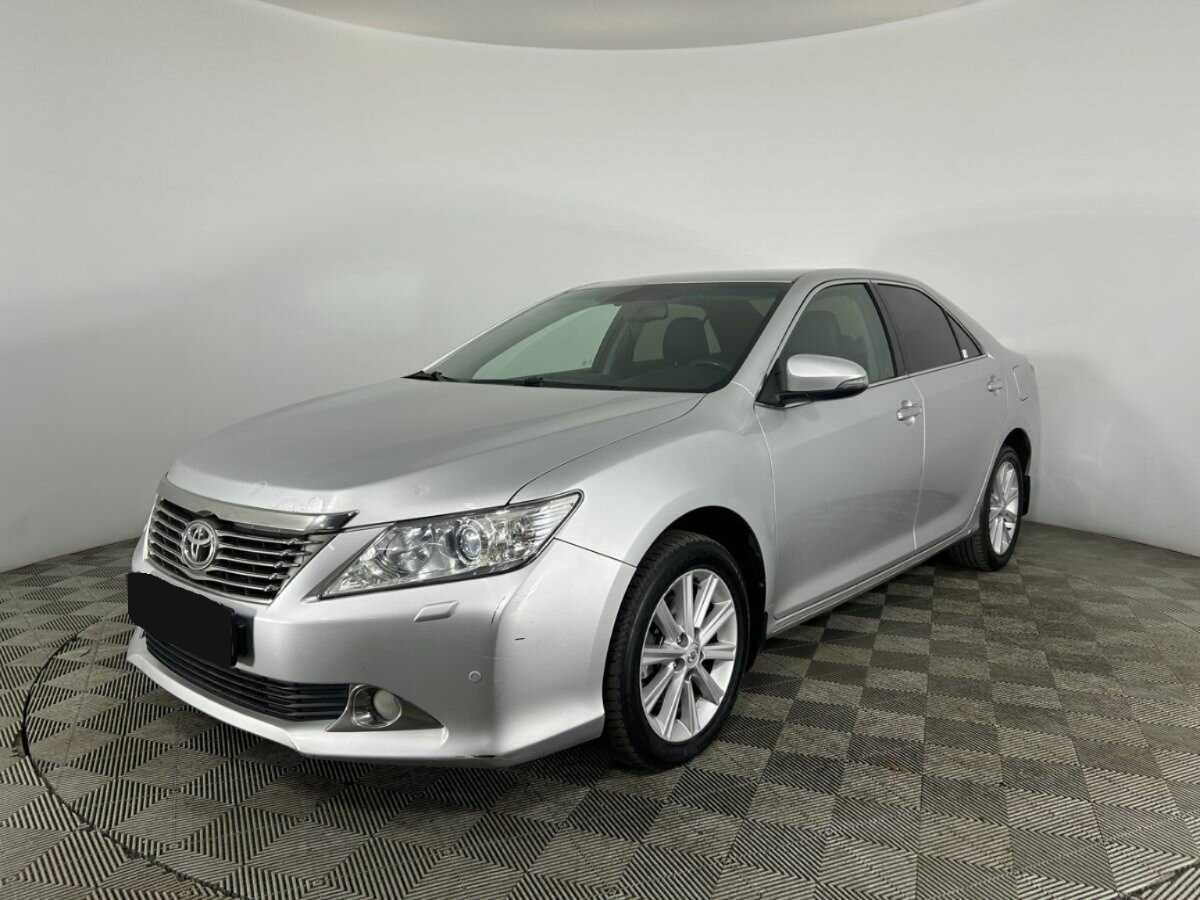 Toyota Camry, 2013