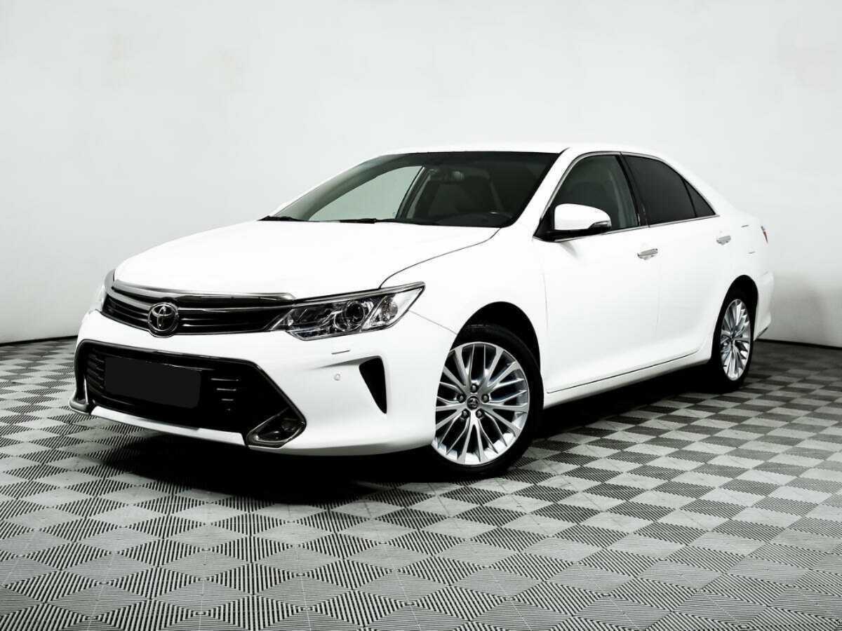 Toyota Camry, 2015