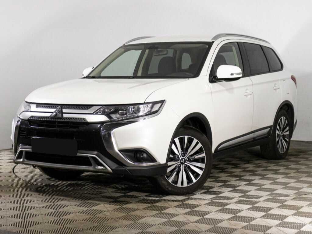 Mitsubishi Outlander, 2020