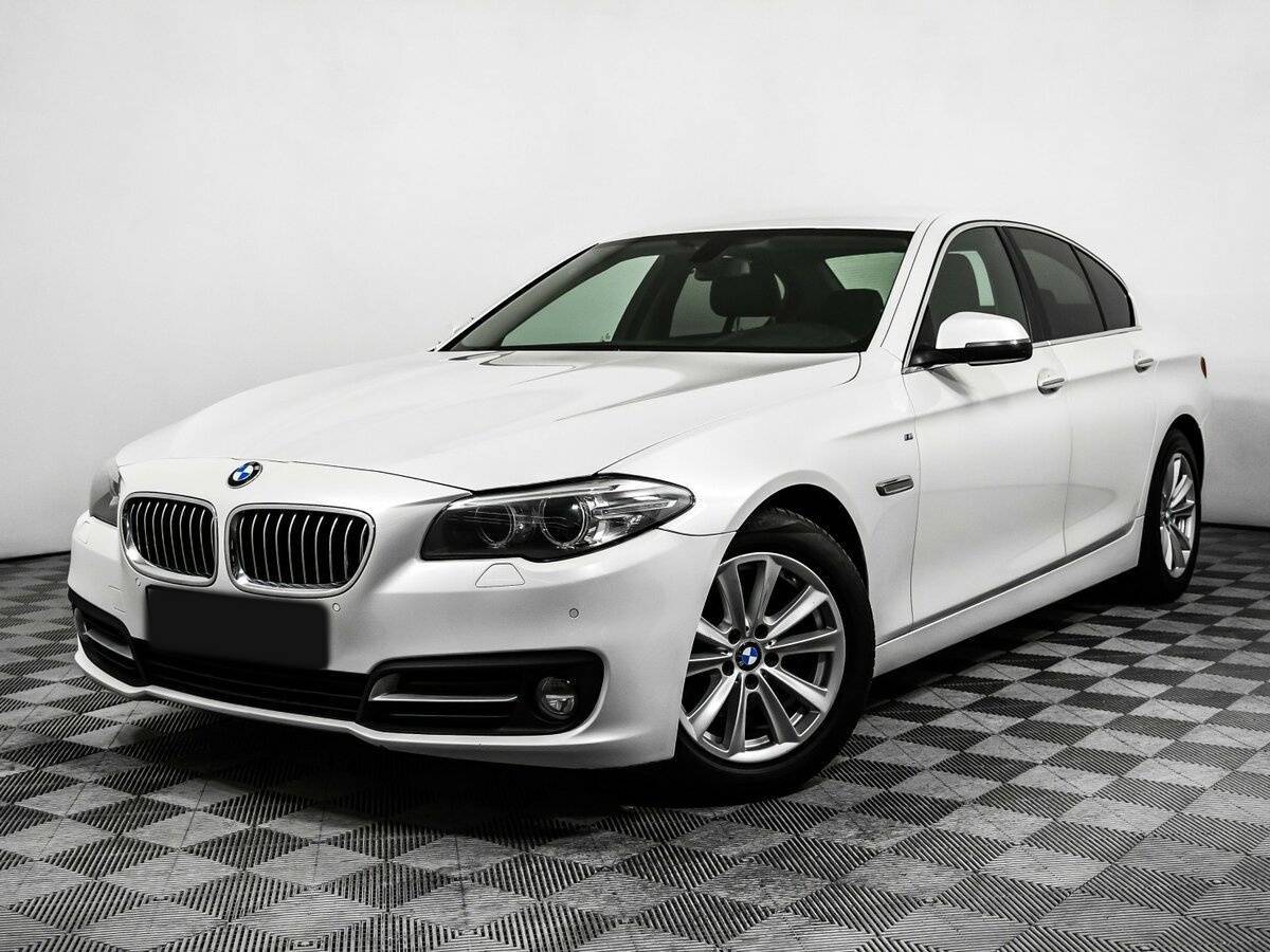 BMW 5 серии 520i, 2016